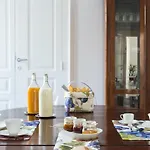 Oda ve Kahvaltı D-home Ortigia