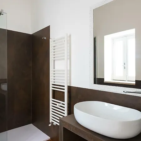 Bed & Breakfast D-home Ortigia 4*