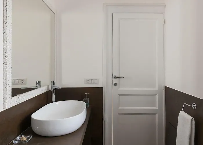 D-home Ortigia Bed and breakfast 4*
