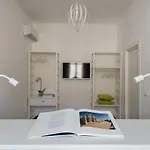 D-home Ortigia לינה וארוחת בוקר 4*
