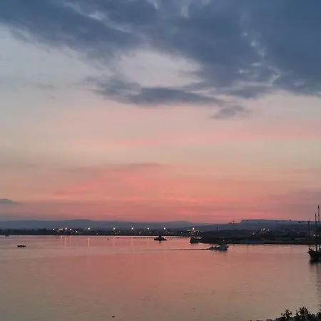 Bed & Breakfast D-home Ortigia 3*